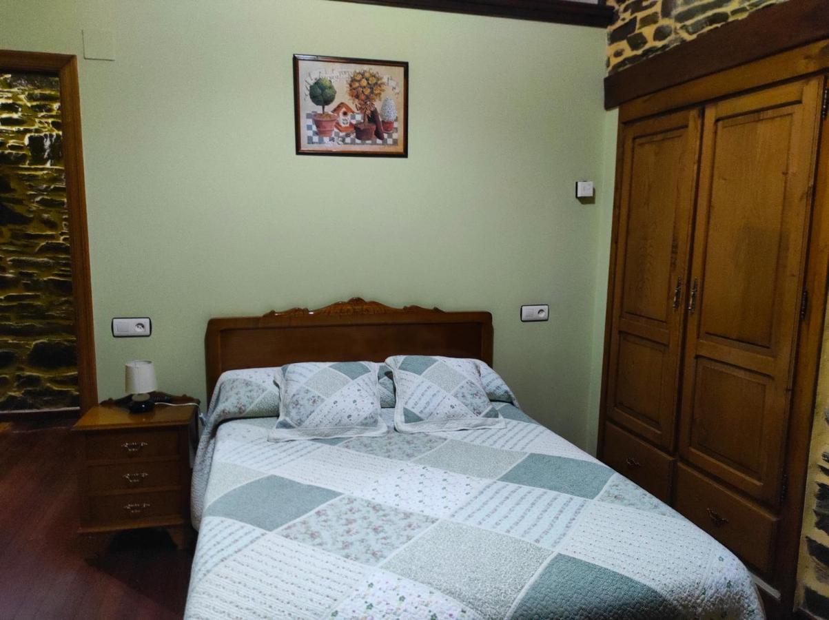סנטה אאולליה דה אוסקוס Casa Freixe Apartamentos Rurales מראה חיצוני תמונה
