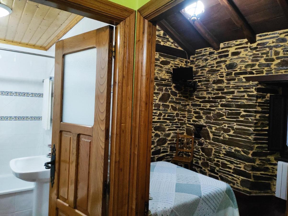 סנטה אאולליה דה אוסקוס Casa Freixe Apartamentos Rurales מראה חיצוני תמונה