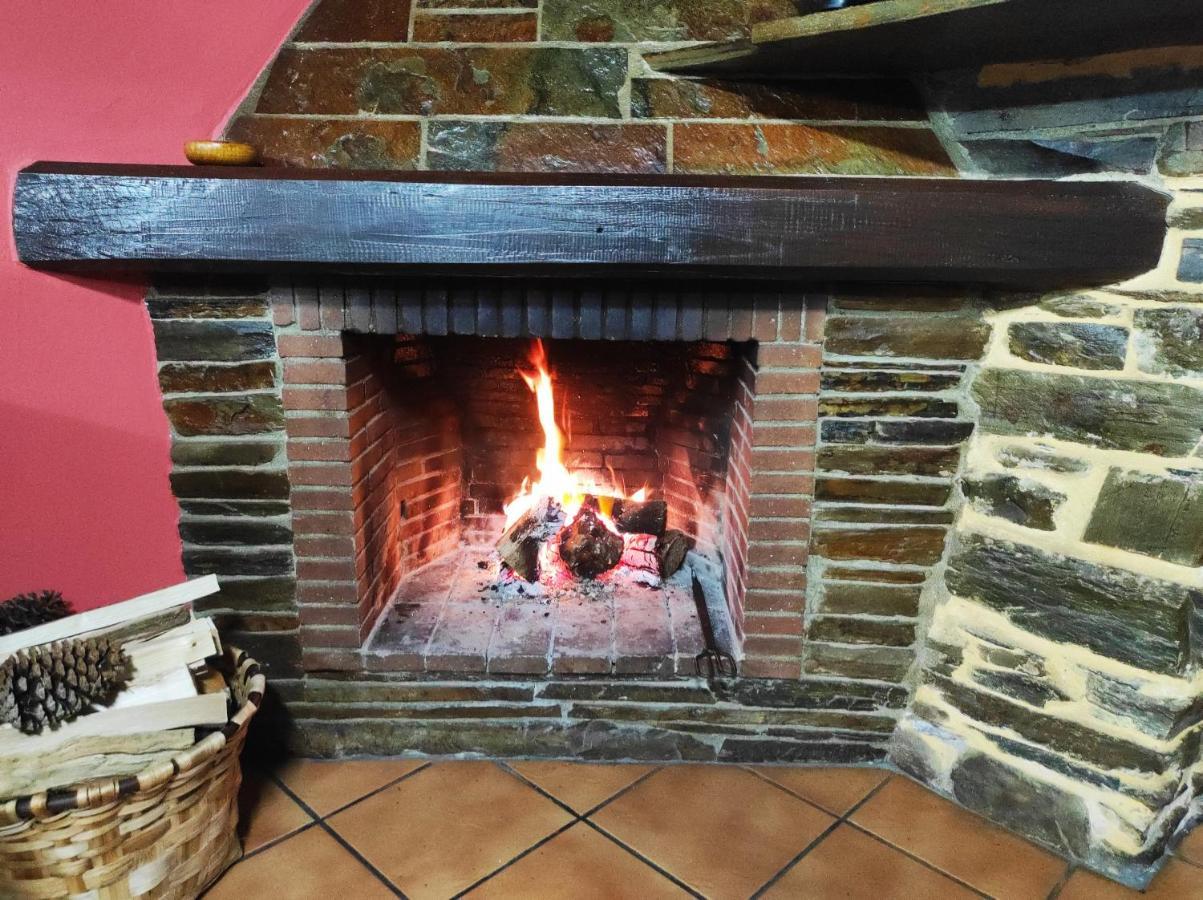 סנטה אאולליה דה אוסקוס Casa Freixe Apartamentos Rurales מראה חיצוני תמונה