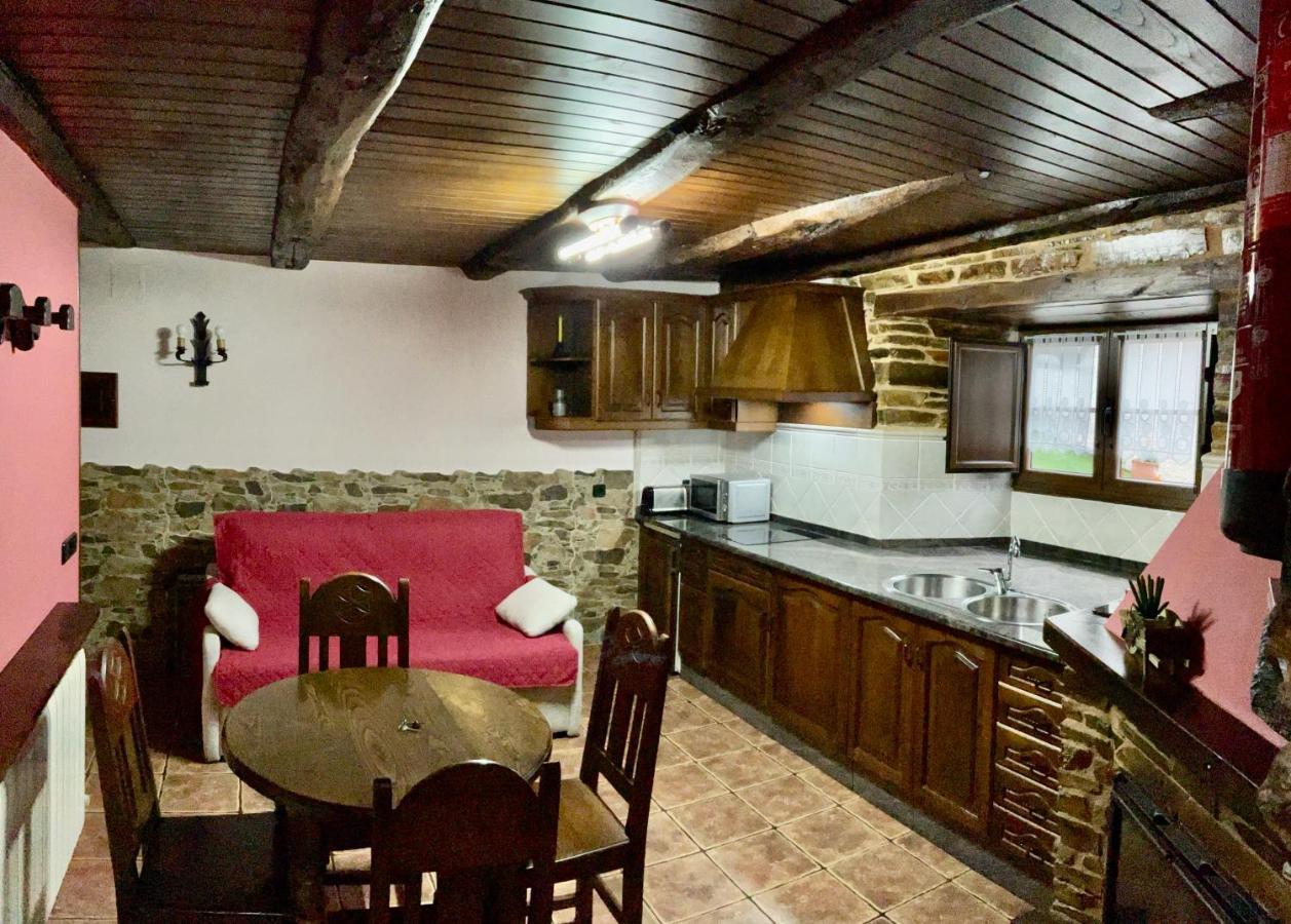 סנטה אאולליה דה אוסקוס Casa Freixe Apartamentos Rurales מראה חיצוני תמונה